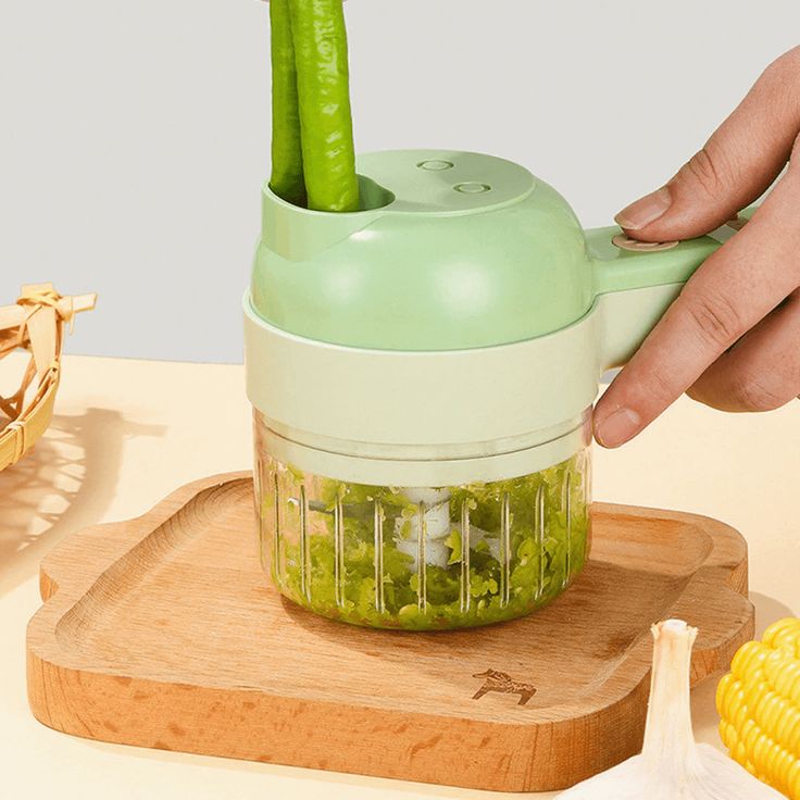 Vegetable Chopper, Meat Grinder & Garlic Crusher